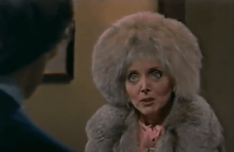 Carolyn Jones en 'Capitol'