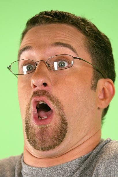 Y ésta es su cara en el video... No, es broma.Mira aquí los videos más chismosos.