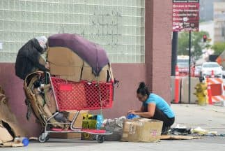 Zonas para campamentos de indigentes pueden ser limitados por propuesta de ley 