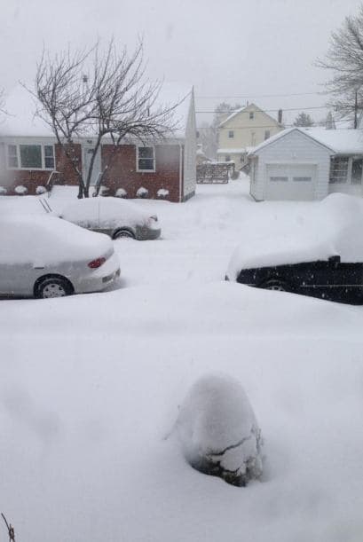 En esta foto no se distingue cuál es la calle y cuál es la entrada de las casas, tal como nos o muestra Celidonia Lorenzo Santana