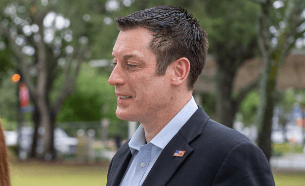 Ford O'Connell es republicano y simpatizante de Donald Trump.