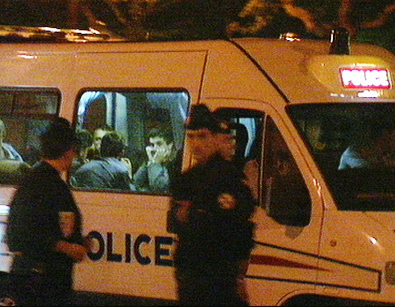 Tres años después del accidente, la investigación descartó que la colisión fuera consecuencia de un asesinato y como parte de una conspiración, eliminando cualquier sospecha sobre miembros de la familia real británica, según informó la agencia AP.
<br>"Nuestra conclusión es que con todas las evidencias disponibles, no existió una conspiración para asesinar a cualquier ocupante del auto", dijo John Stevens, antiguo jefe de la investigación.