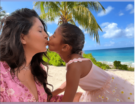 Vanessa Bryant y su hija