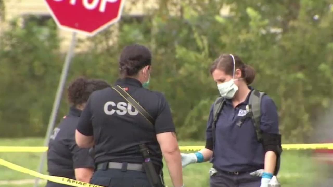 Encuentran restos de huesos humanos en una casa al sureste de Houston