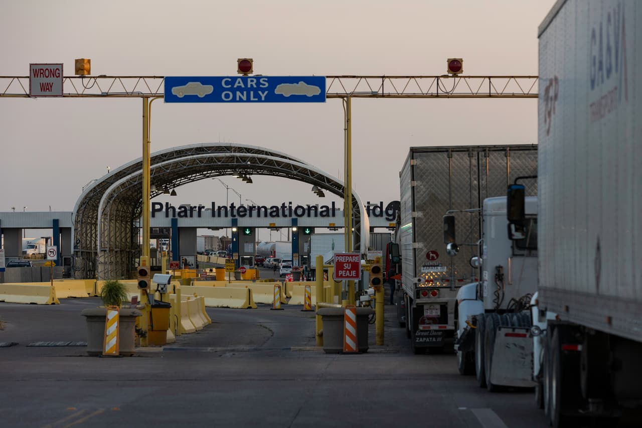 De acuerdo con Erickson la empresa ha dejado de cumplir obligaciones con algunos minoristas, y estos han tenido que buscar productos mexicanos traídos desde lugares más lejanos, como Arizona. La distancia y el tiempo adicional de distribución implica costos adicionales, como sueldos y combustible.