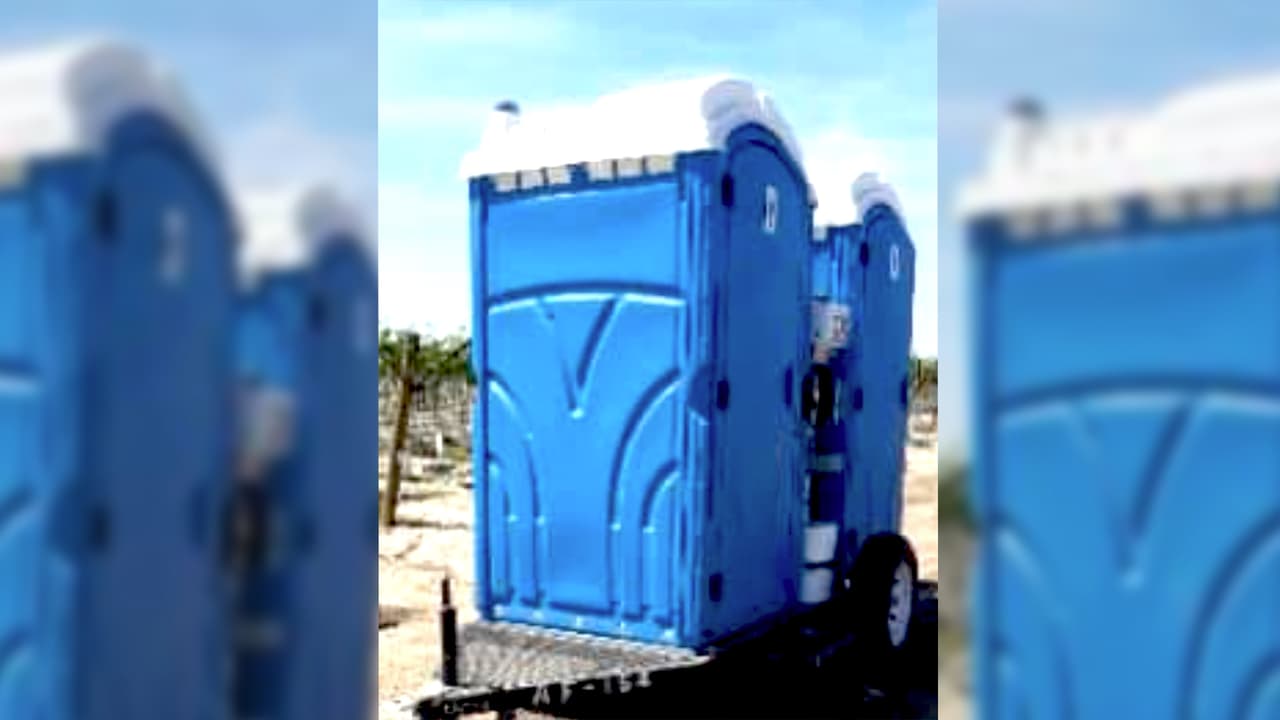 Dejan sin baño a trabajadores tras el robo orinales portátiles en el condado de Tulare