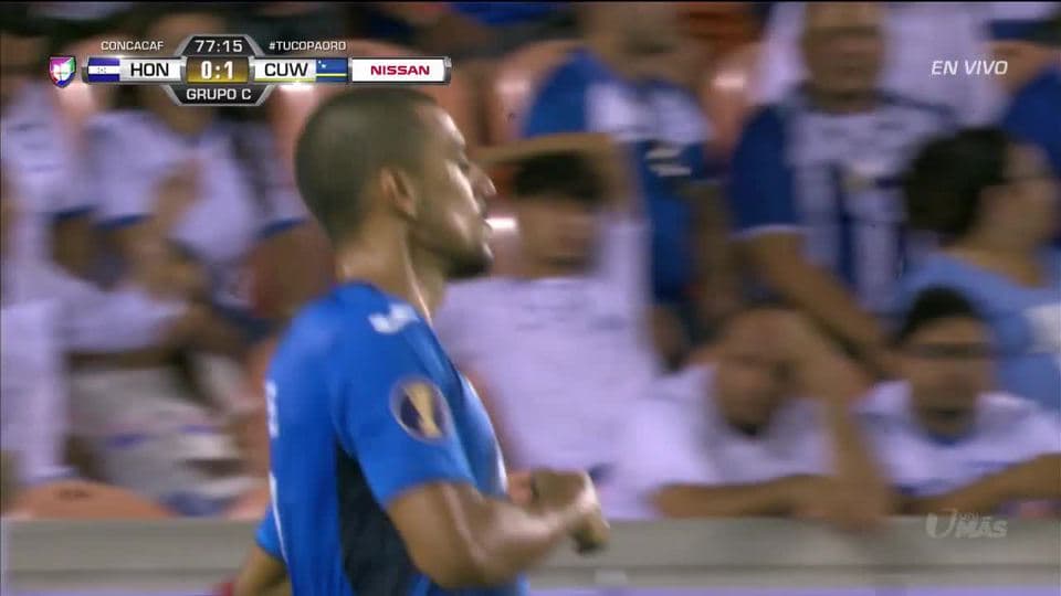 Tiro desviado de José Reyes