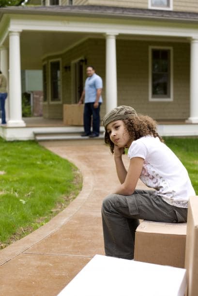 Ya que el nuevo propietario se hace cargo de la propiedad no tiene la obligación de revenderte la casa. En algunos casos el estafador puede haber hipotecado la vivienda en cientos de miles de dólares más que la hipoteca que anteriormente tenías, lo que hará imposible que la vuelvas a comprar.