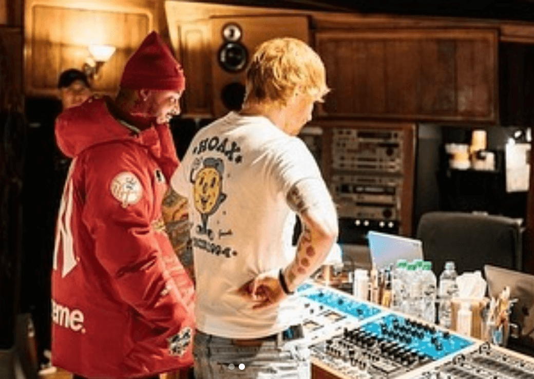 El paisa lo anunció diciendo: "ya después verán lo que hicimos jejeje, pero las primeras dos canciones que montamos 'Sigue' y 'Forever my love' ya salen pronto”.