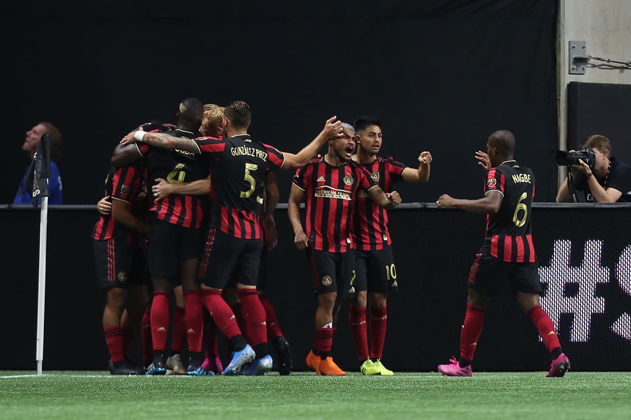 América sufrió la expulsión de Bruno Valdez y un penal infantil de Guido Rodríguez en contra.