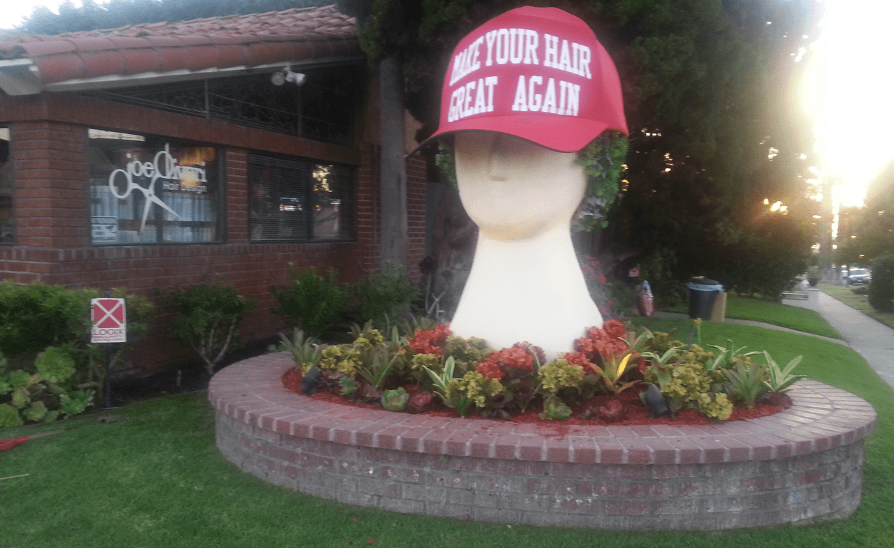 Gorra robada de “la cabeza” de Redondo Beach.