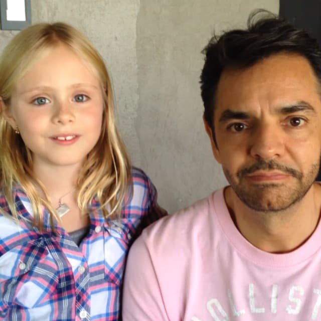 Tras realizar la película, Loreto y Eugenio se volvieron tan buenos amigos que la actriz lo acompañó cuando develó su estrella en el Paseo de la Fama de Hollywood, en marzo de 2016.