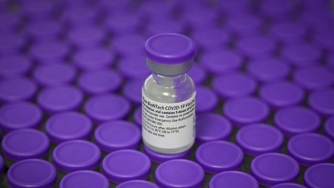 Kern abre centro de vacunaciones con capacidad de aplicar hasta 5,000 dosis diarias