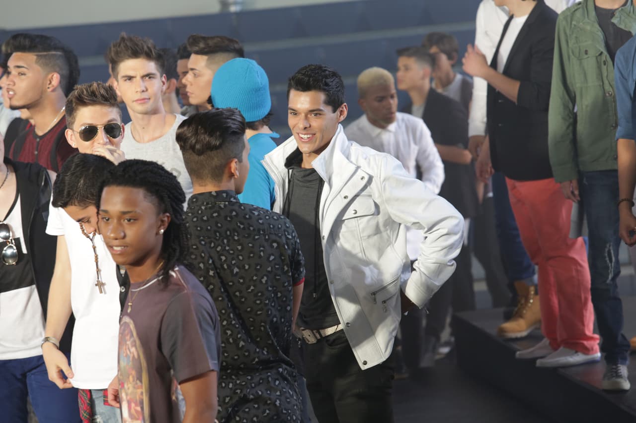 Inside pass de todo lo que pasó en las grabaciones en el Miami Senior High y durante la presentación de las bandas. Be in the know!