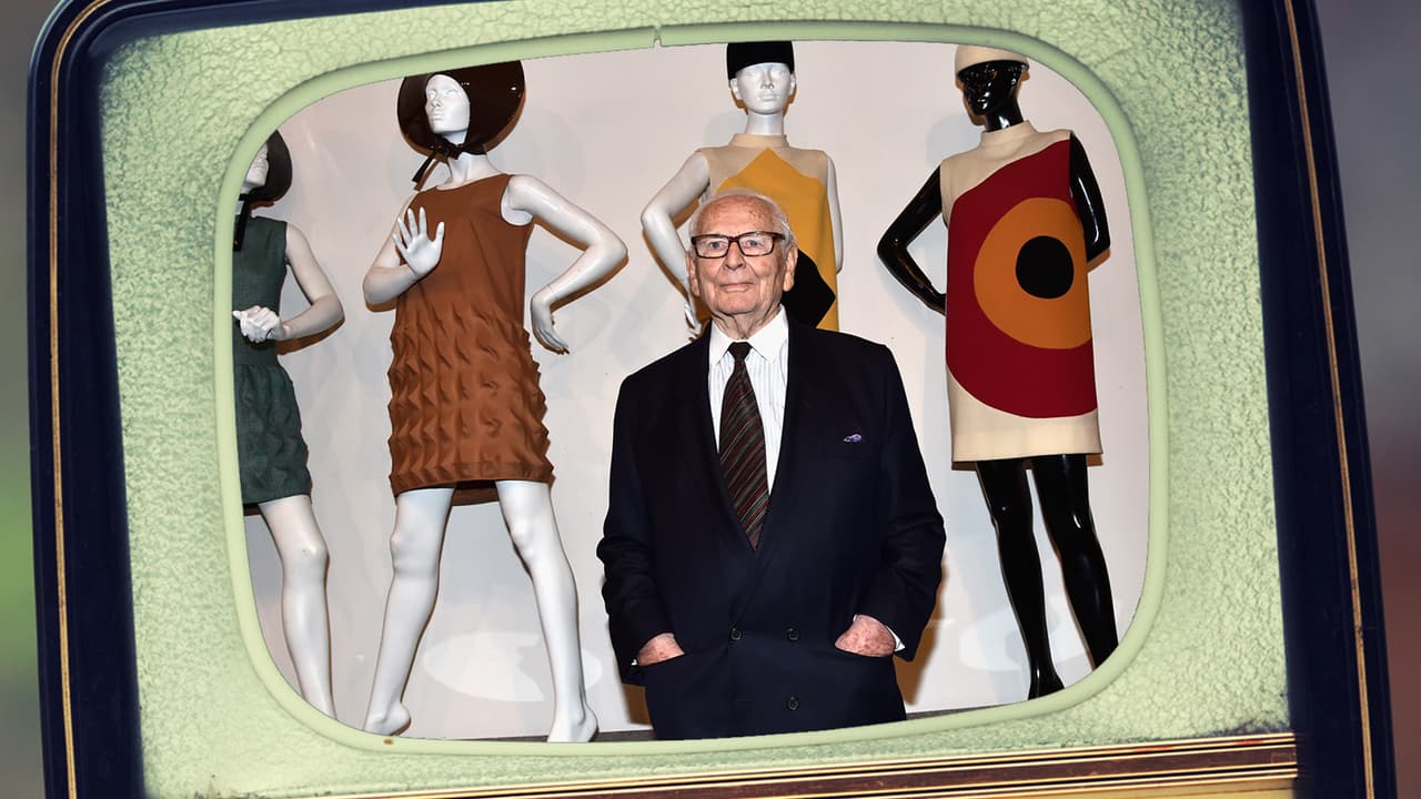 <b>Coco Chanel, Cristobal Balenciaga</b> y
<b>Pierre Cardin</b> marcaron tendencia con sus estilos únicos y diseños que llegaron a invadir la industria de la moda.