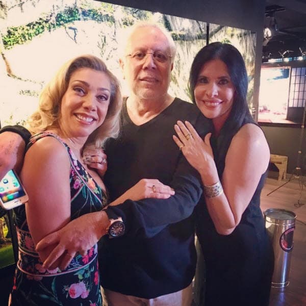 <b>Luis de Llano</b> es el productor de este éxito infantil,
<b><a href="http://www.univision.com/temas/cynthia-klitbo">Cynthia Klitbo</a> y Raquel Garza</b> fueron villanas en la historia.