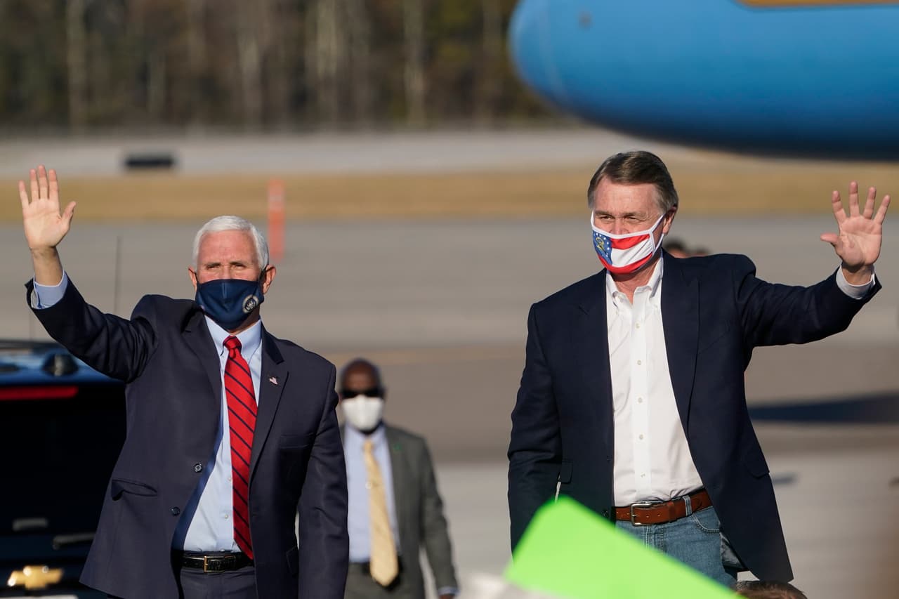 El vicepresidente Mike Pence ha viajado dos veces en las recientes semanas para participar en eventos de campaña de los senadores republicanos que buscan mantener sus escaños en las elecciones de segunda vuelta de enero. Esta contienda acapara la atención nacional porque puede definir el control del senado.