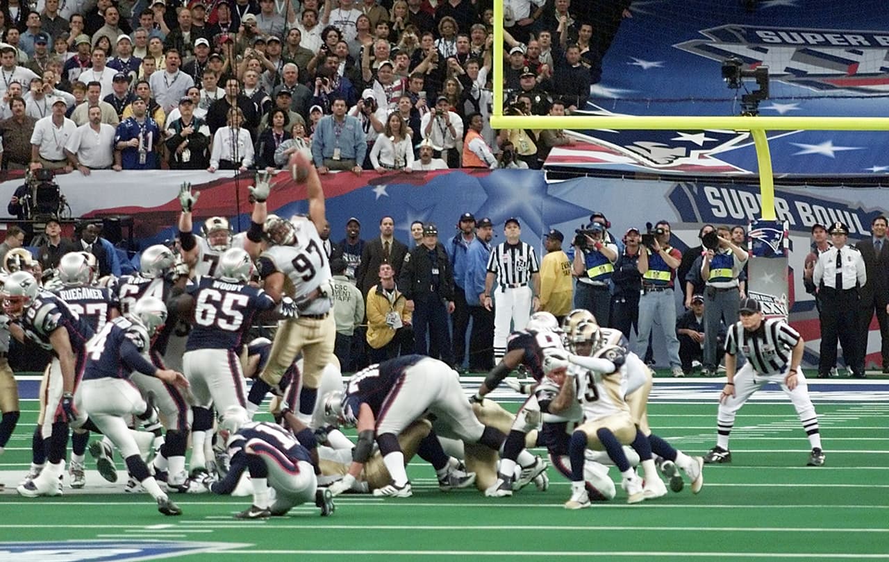 En el Super Bowl XXXVI, donde se enfrentaron Pats y Rams, el el Superdome, en New Orleans, aquel 3 de febrero de 2002. En aquella ocasión ganó New England 20-17.