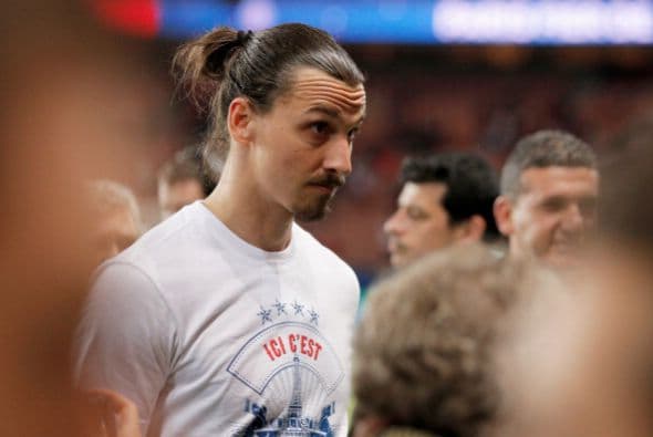 Por ser el protagonista de la campaña “Dare to Slatan”, de Nike, cobra aproximadamente 3 millones de dólares al año, además de que tiene un acuerdo jugoso con Volvo.