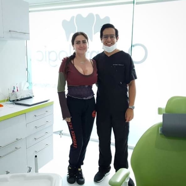 Ayuda dental, la 
<b>venta de un bebé</b>, efectivo y más, son algunas de las cosas que le han sugerido a la modelo.