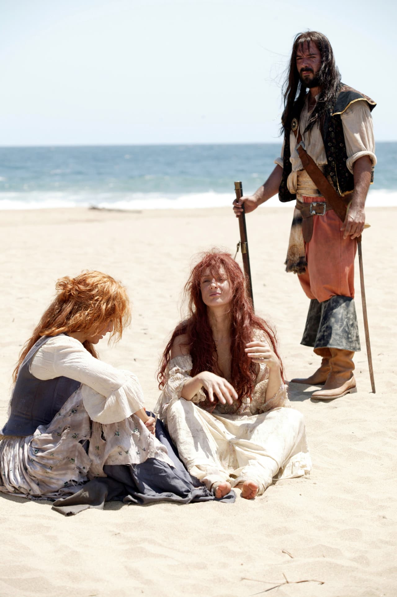 Sin embargo la mayor parte de la historia la vivió sucia y desgreñada. Su personaje llamado 'Camila' era secuestrado, violado y vendido en un mercado de esclavos.