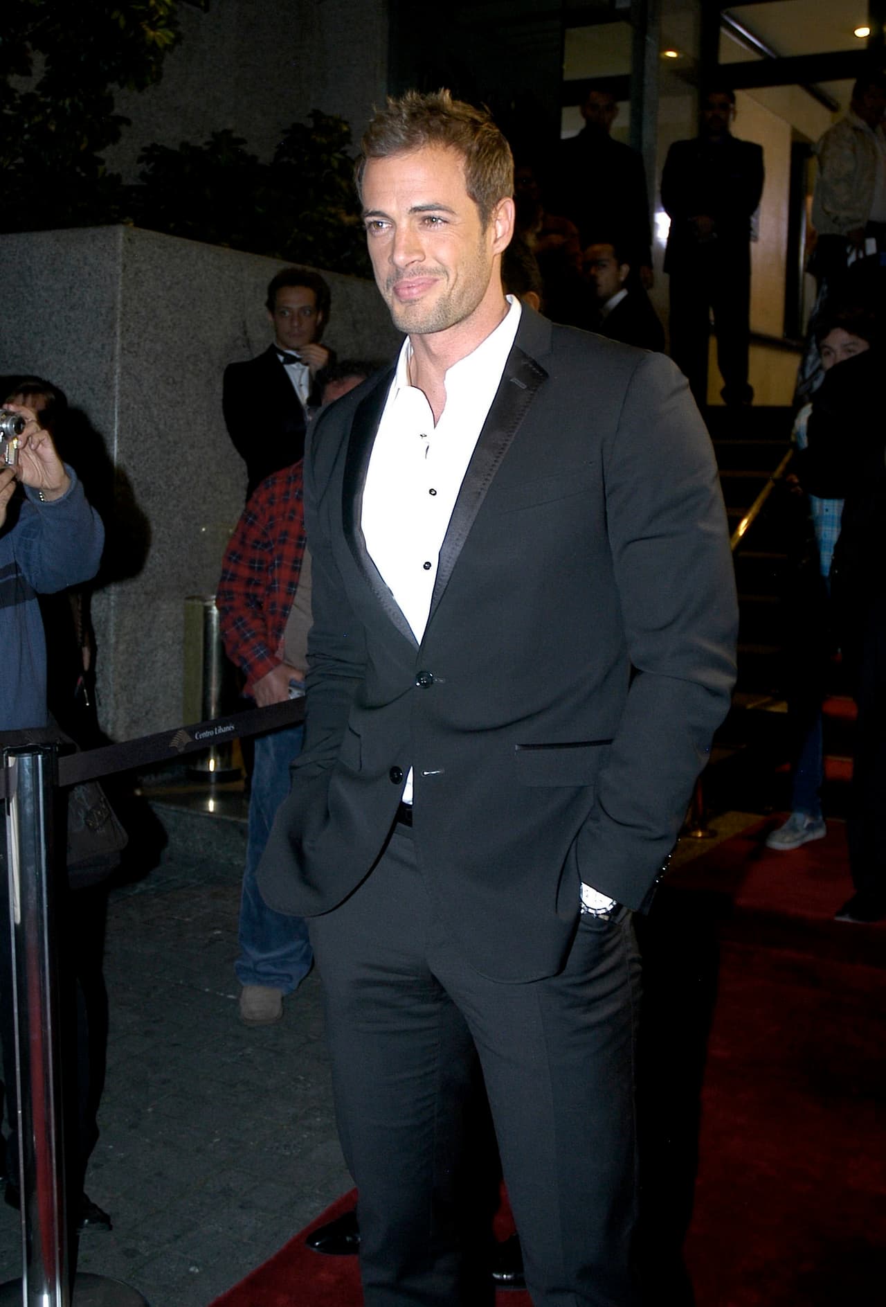 “Al principio, cuando hace años con la primera propuesta, hace como 13 años, sí soñaba con una boda, pero en este punto creo que lo hago más por Kailey, ella es la que dice, ‘ay, mami, pero ¿cuándo te vas a casar?”, explicó.
<br>