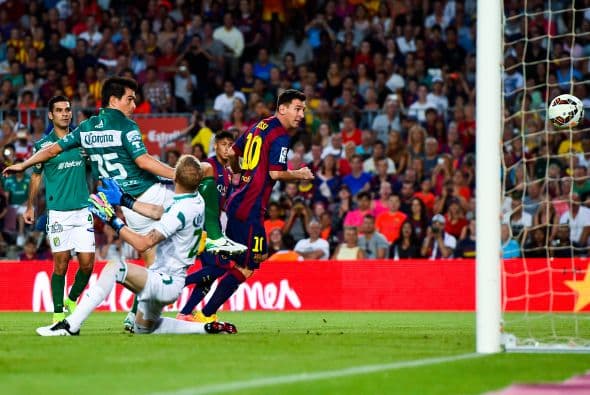 Messi abrió la fiesta de goles barcelonista con apenas tres minutos jugados, ante la vista de Márquez y compañía.