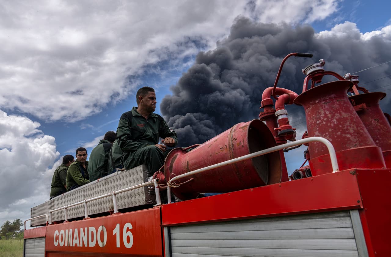 “Reconocemos que hay cansancio”: Díaz-Canel sobre operaciones para combatir el fuego en Matanzas