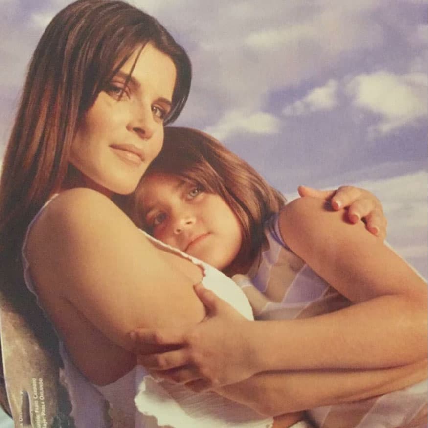 Desde que 
<b>Gabriella</b> era una niña, la belleza de su 
<b>madre Adriana Cataño</b> se veía reflejada en ella.