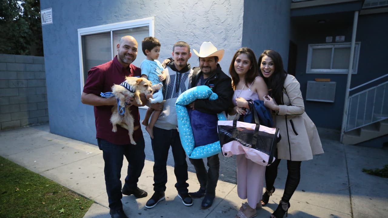 El otro perrito, que tendrá el nombre de 'Pelón', fue adoptado por Jorge Arana y su familia.