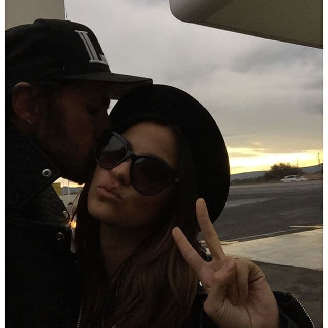 Aunque no se dejan ver juntos en redes sociales sí es común verlos en eventos sociales. Maite y Koko siguen muy enamorados y no pueden ocultarlo.