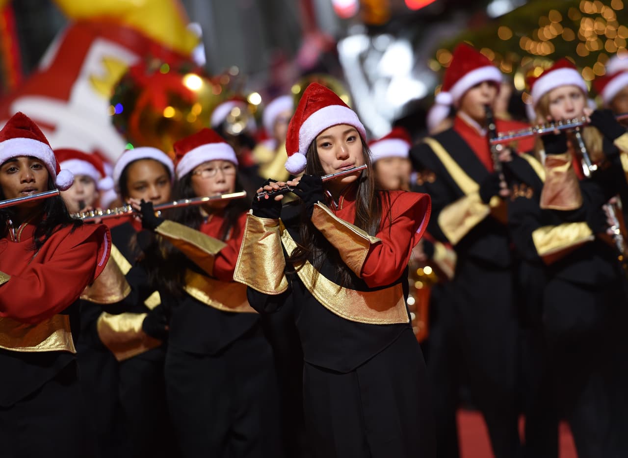 La ruta en forma de U de 3.2 millas irá hacia el este en Hollywood Boulevard hasta Vine Street, girará hacia el sur en Vine hasta Sunset Boulevard y luego se dirigirá hacia el oeste por Sunset, de regreso a Orange.