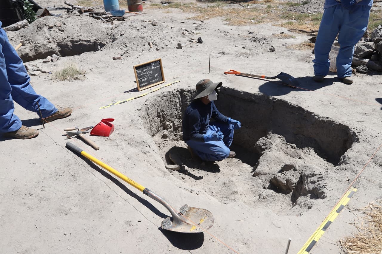 Un colectivo ciudadano encontró restos óseos calcinados en el sitio (Foto: Fiscalía de Jalisco)