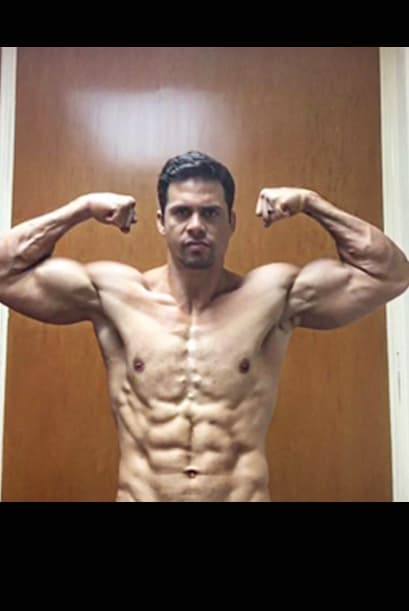 Su personaje de “Iñaki” desata los bajos instintos de Ana Leticia. ¿Alguno de ellos pondrá resistencia?