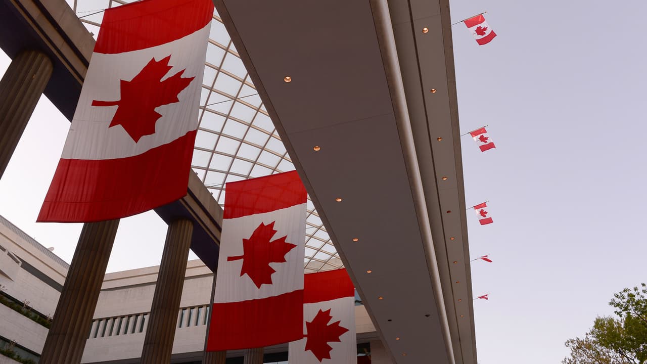 Entrada de mexicanos a Canadá sin visa: empresa cobra 57 dólares por un trámite que cuesta 5