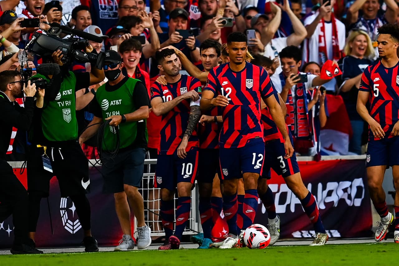 Con gran actuación de Christian Pulisic, la selección de Estados Unidos le pasó por encima a Panamá, lo eliminó y puso pie y medio en Qatar 2022 en lo que sería su regreso a una Copa del Mundo.