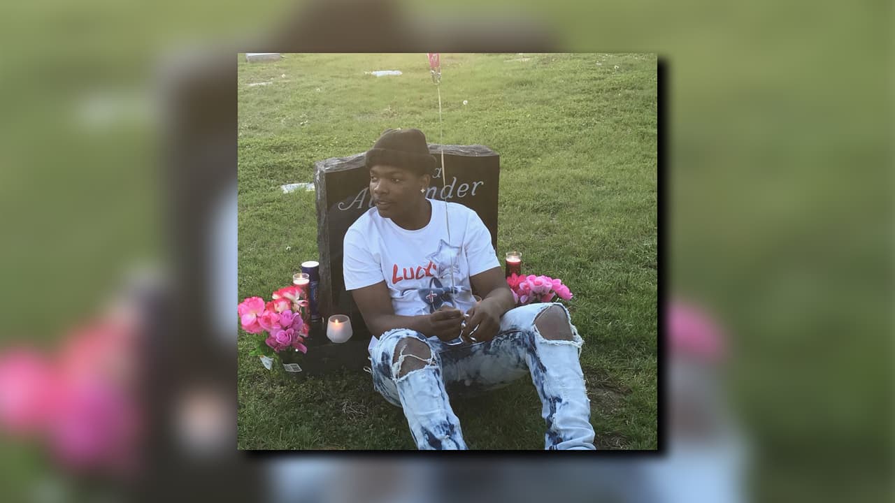 Raytavion Alexander, de 15 años, murió tras recibir impactos de bala.