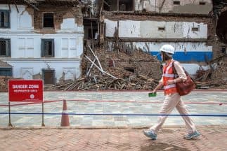 Los daños siguen siendo evidentes en Nepal.