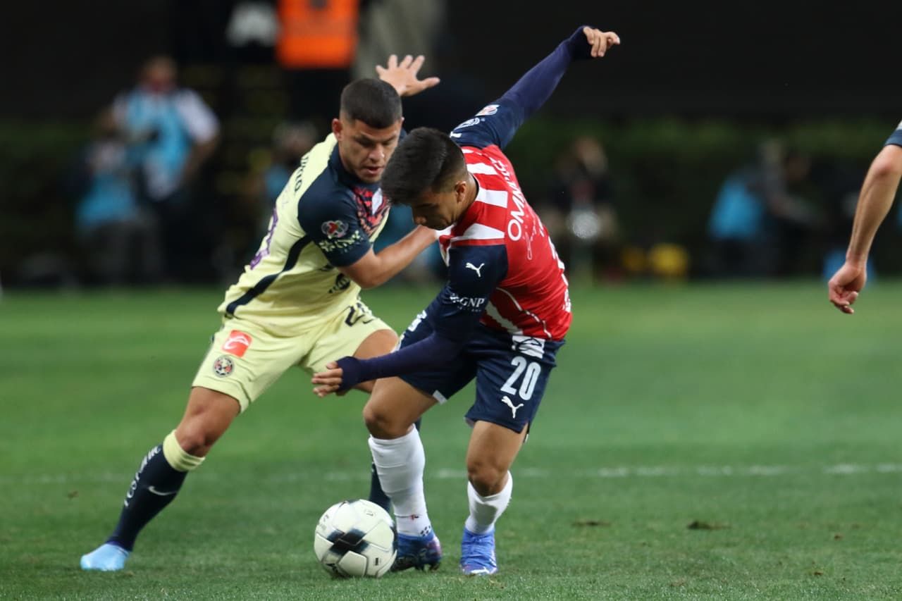 El Guadalajara y las Águilas brindaron un duelo poco espectacular en el Estadio Akron, aunque los locales tuvieron mejores oportunidades para marcar.