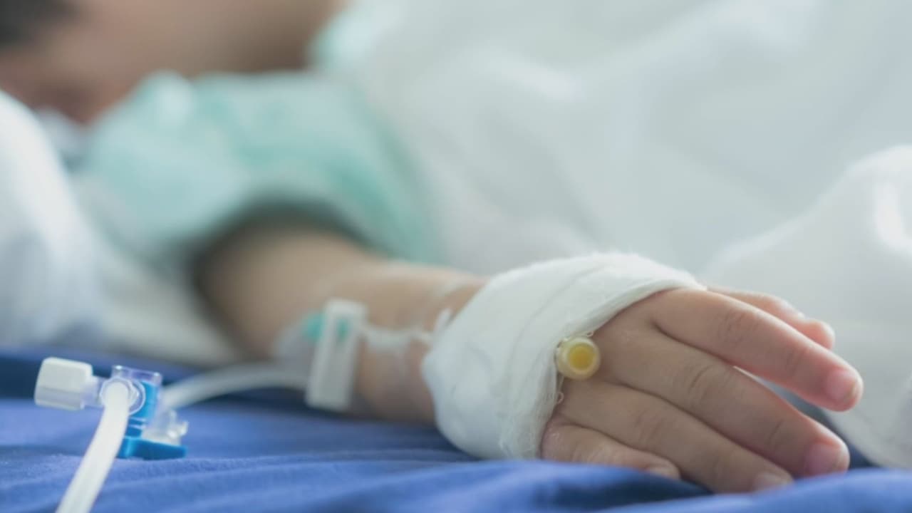 ¿Qué es la enfermedad de manos, pies y boca? Los casos aumentan en EEUU y te explicamos los síntomas