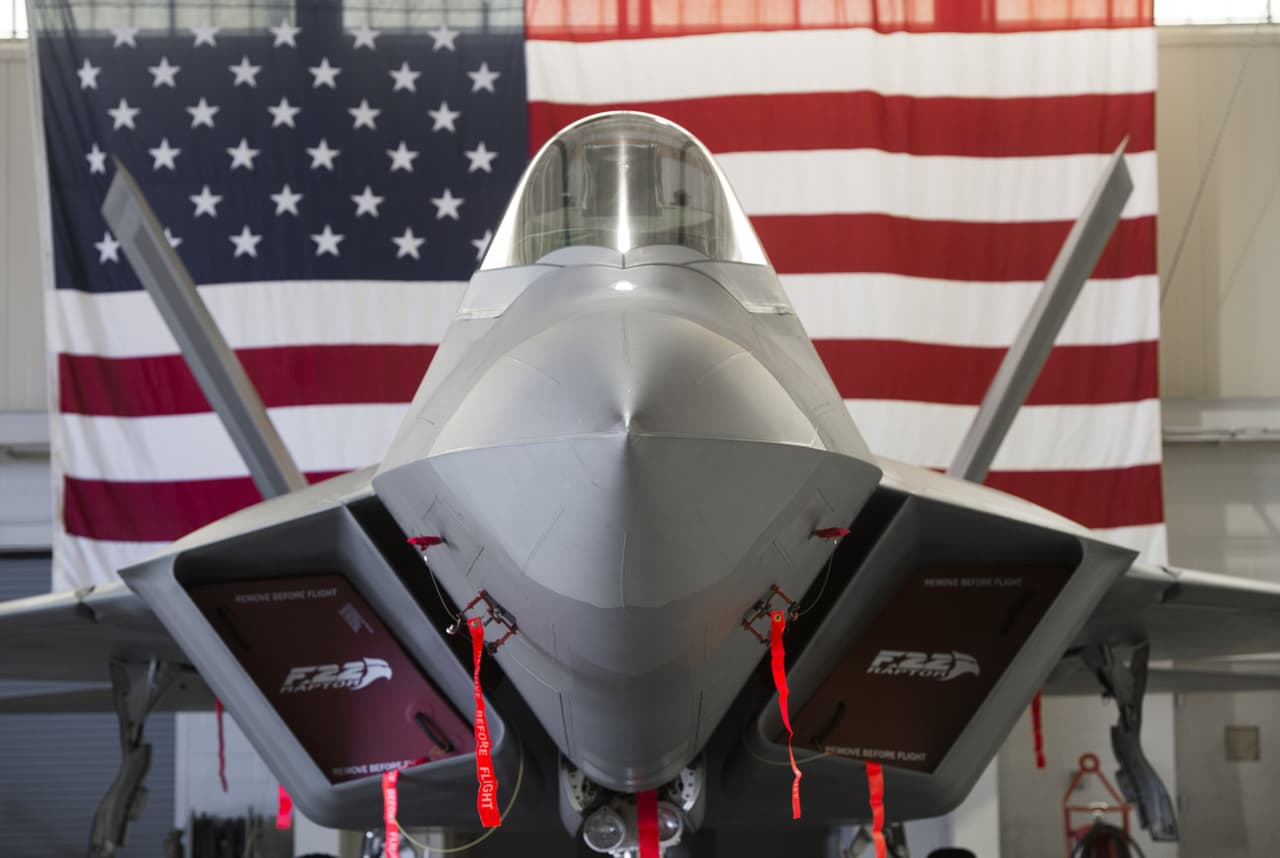 Un caza F-22 Raptor estadounidense
