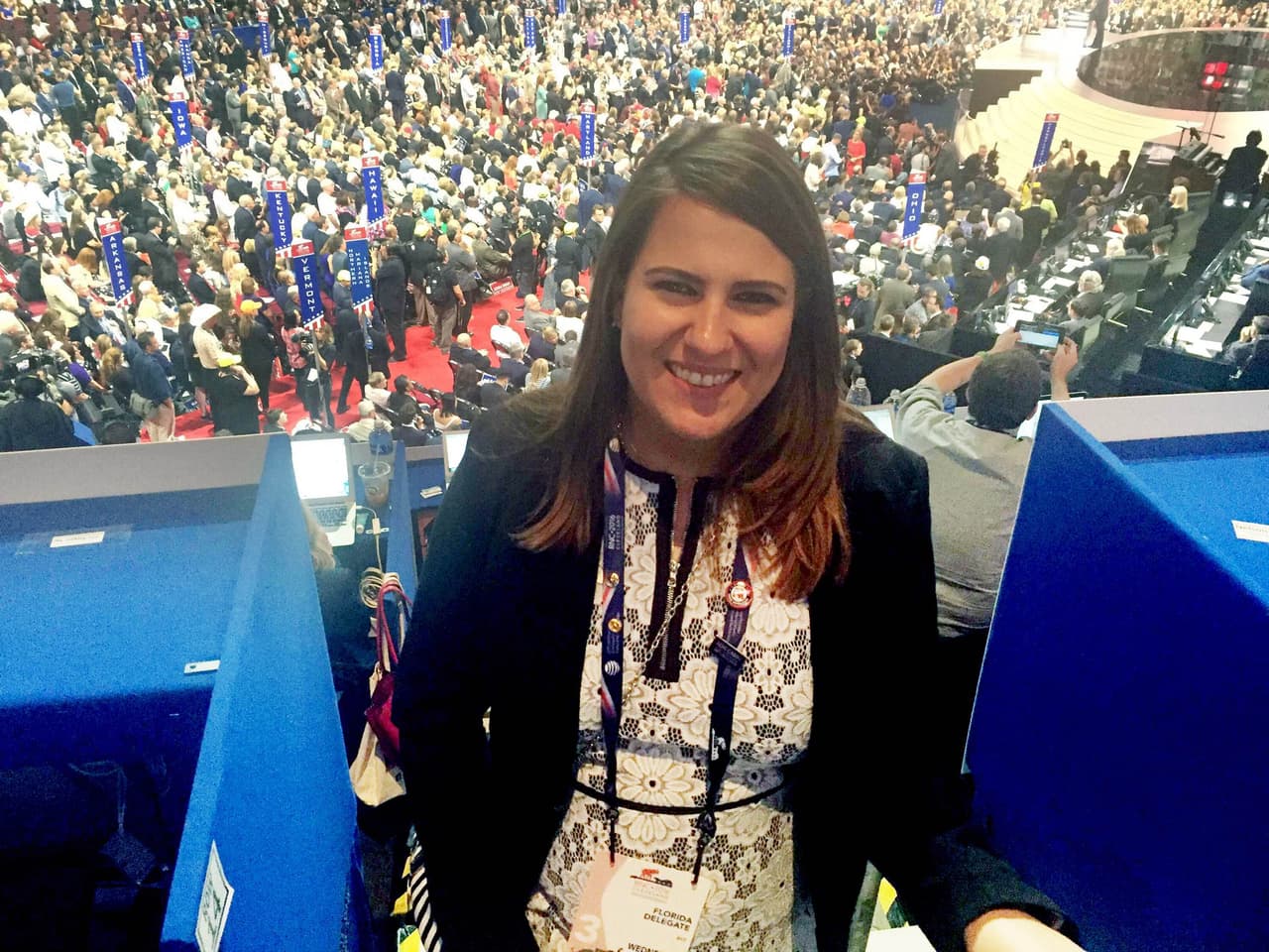 Cómo una delegada hispana republicana terminó aceptando a Donald Trump en Cleveland