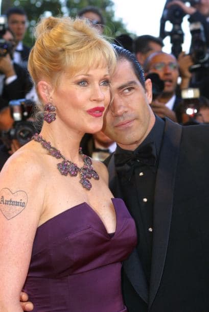 Y la rubia no pensó dos veces antes de recurrir al botox y cirugías.