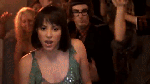 <b>7.-</b> '
<b>Rabiosa'. </b>Este tema lo hizo a dueto con 'El Cata' lanzado en 2010 y que es parte del álbum
<b> 'Sale el Sol'. </b>