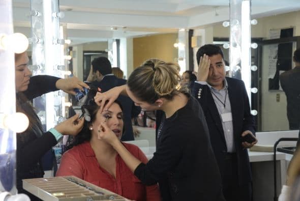 Seguramente es eso, pues está muy agradecida de haber logrado el sueño de ser madre y ya casi, por segunda vez.