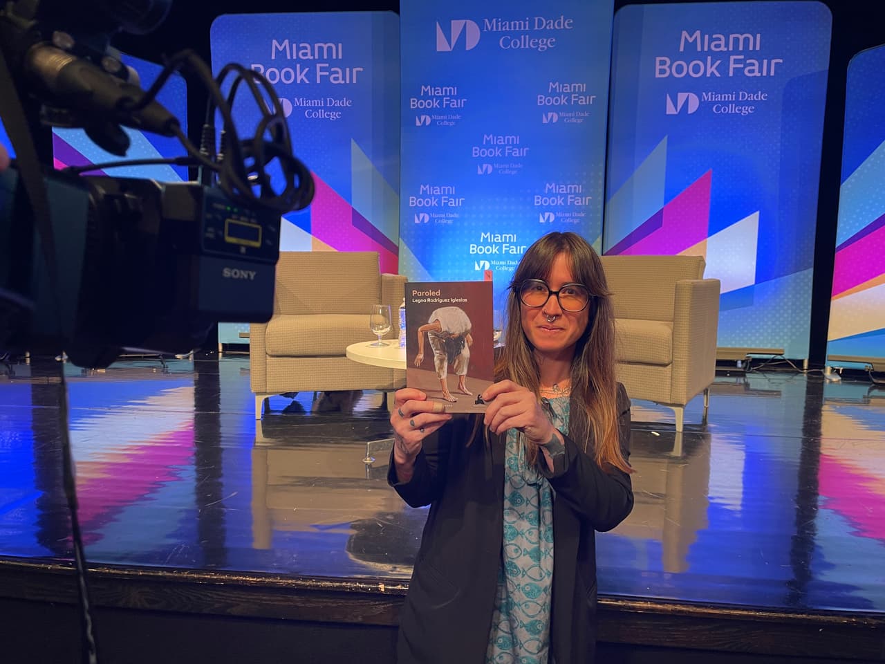 Legna Rodríguez presentó su novela Paroled en la Feria del Libro de Miami 