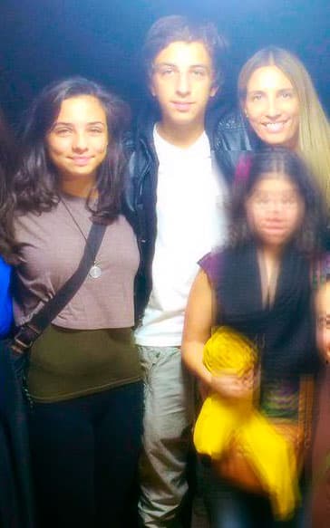 Fiona es actriz, mientras que a Lucca le apasiona la música.