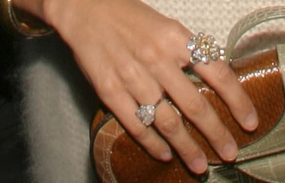 El de Jennifer López era un Harry Winston. 
<br>