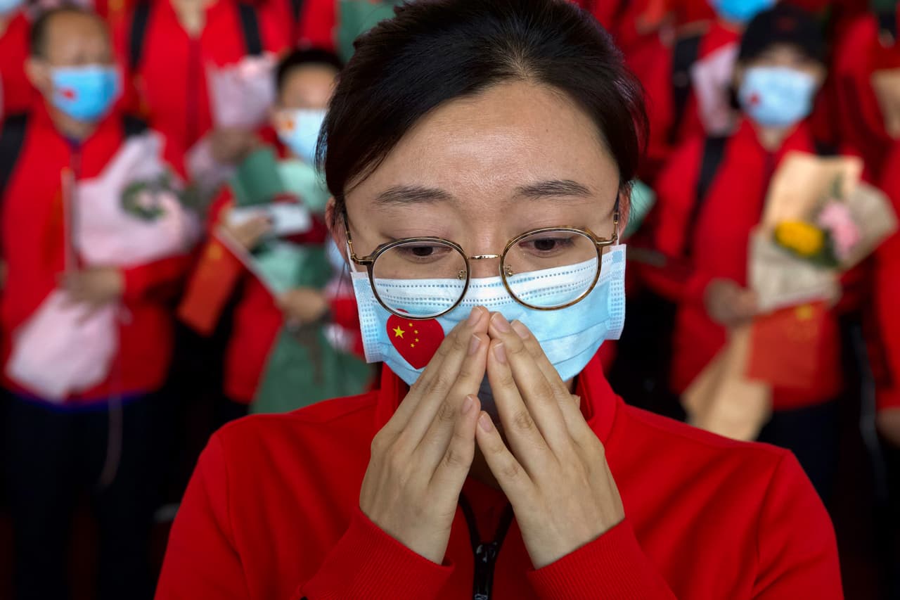 Estudio: pacientes con coronavirus pueden ser más contagiosos en los días previos a que aparezcan síntomas