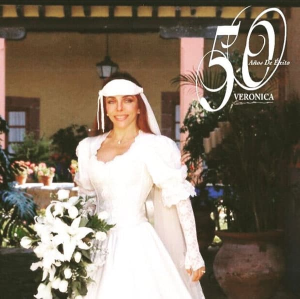 A lo largo de su carrera ha protagonizado todo tipo de proyectos, pasando por televisión, cine y teatro.